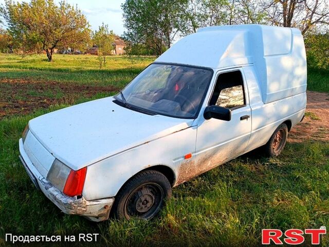 Белый ЗАЗ Таврия-Пикап, объемом двигателя 1.2 л и пробегом 0 тыс. км за 800 $, фото 3 на Automoto.ua