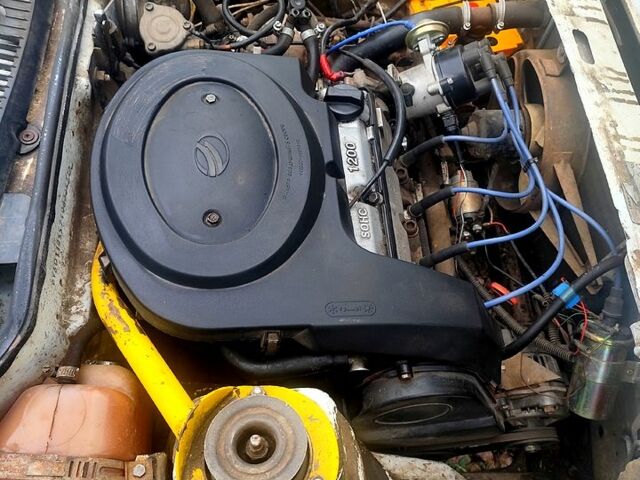 Белый ЗАЗ Таврия-Пикап, объемом двигателя 1.2 л и пробегом 260 тыс. км за 760 $, фото 5 на Automoto.ua