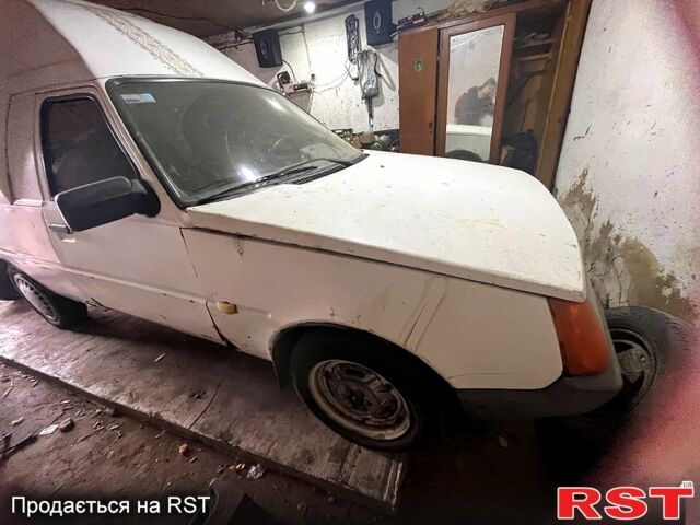 Белый ЗАЗ Таврия-Пикап, объемом двигателя 1.3 л и пробегом 70 тыс. км за 450 $, фото 3 на Automoto.ua