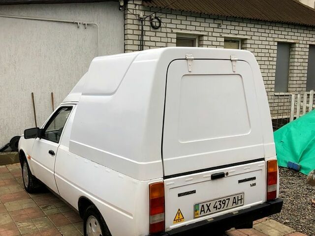 Белый ЗАЗ Таврия-Пикап, объемом двигателя 1.2 л и пробегом 137 тыс. км за 1350 $, фото 1 на Automoto.ua