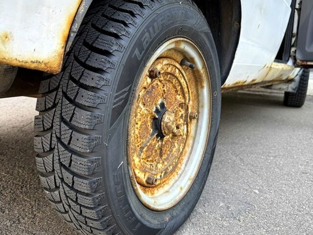 ЗАЗ Таврія-Пікап 2005 у Києві на Automoto.ua Білий ЗАЗ Таврія-Пікап, об'ємом двигуна 1.2 л та пробігом 150 тис. км за 800 $, фото 9 на Automoto.ua