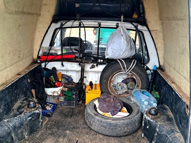 Білий ЗАЗ Таврія-Пікап, об'ємом двигуна 13 л та пробігом 411 тис. км за 1000 $, фото 2 на Automoto.ua