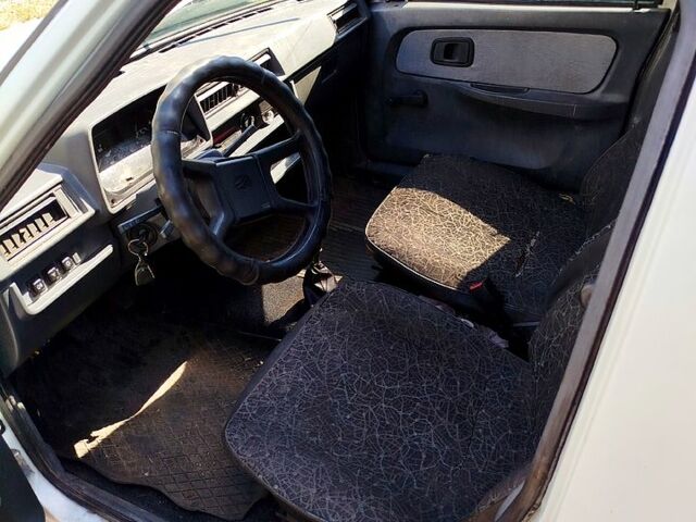 Білий ЗАЗ Таврія-Пікап, об'ємом двигуна 1.2 л та пробігом 0 тис. км за 900 $, фото 6 на Automoto.ua