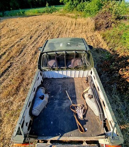 Белый ЗАЗ Таврия-Пикап, объемом двигателя 1.2 л и пробегом 185 тыс. км за 550 $, фото 5 на Automoto.ua