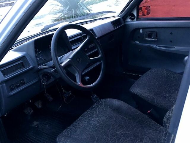 Білий ЗАЗ Таврія-Пікап, об'ємом двигуна 1.3 л та пробігом 180 тис. км за 950 $, фото 5 на Automoto.ua