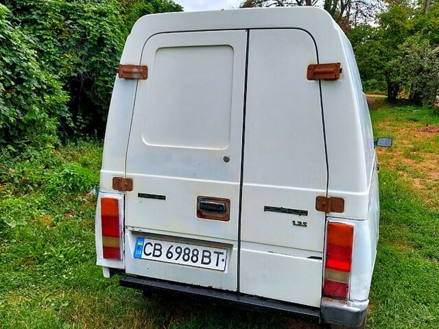 Білий ЗАЗ Таврія-Пікап, об'ємом двигуна 1.2 л та пробігом 173 тис. км за 800 $, фото 5 на Automoto.ua