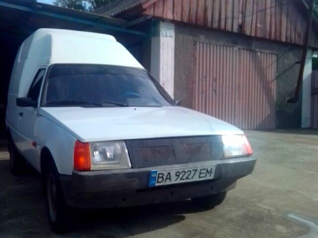 Білий ЗАЗ Таврія-Пікап, об'ємом двигуна 1.2 л та пробігом 100 тис. км за 1200 $, фото 1 на Automoto.ua