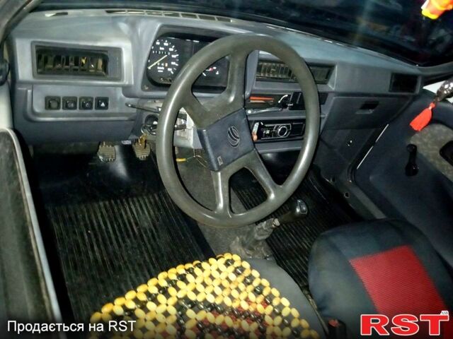 Белый ЗАЗ Таврия-Пикап, объемом двигателя 1.2 л и пробегом 400 тыс. км за 1600 $, фото 5 на Automoto.ua