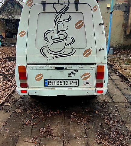 Белый ЗАЗ Таврия-Пикап, объемом двигателя 12 л и пробегом 300 тыс. км за 700 $, фото 4 на Automoto.ua