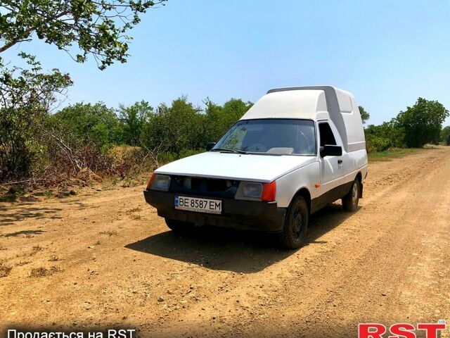 Білий ЗАЗ Таврія-Пікап, об'ємом двигуна 1.2 л та пробігом 0 тис. км за 950 $, фото 2 на Automoto.ua