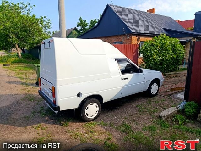 Білий ЗАЗ Таврія-Пікап, об'ємом двигуна 1.3 л та пробігом 140 тис. км за 2000 $, фото 2 на Automoto.ua