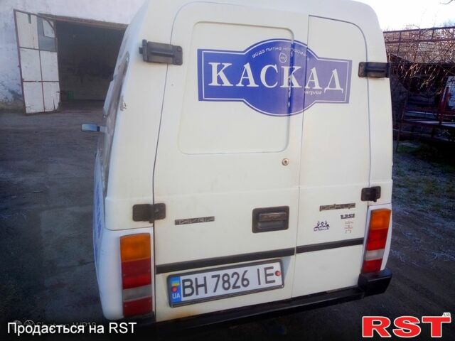 Белый ЗАЗ Таврия-Пикап, объемом двигателя 1.2 л и пробегом 150 тыс. км за 3500 $, фото 5 на Automoto.ua