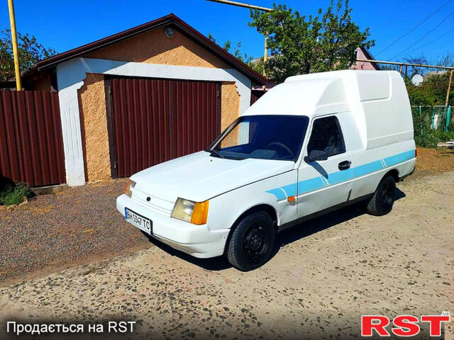Білий ЗАЗ Таврія-Пікап, об'ємом двигуна 1.3 л та пробігом 175 тис. км за 1250 $, фото 2 на Automoto.ua