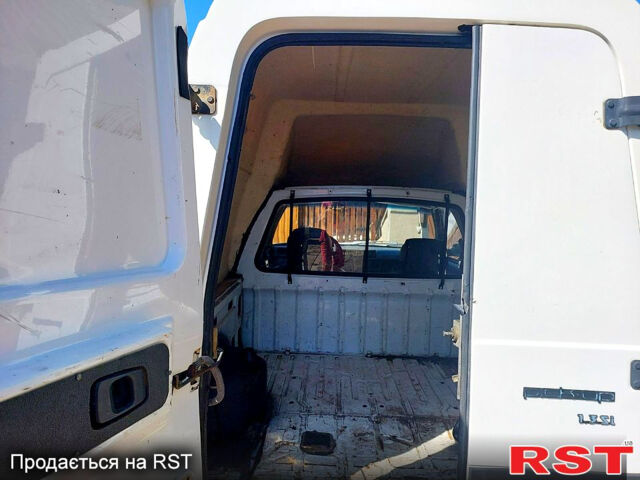 Білий ЗАЗ Таврія-Пікап, об'ємом двигуна 1.3 л та пробігом 175 тис. км за 1250 $, фото 7 на Automoto.ua