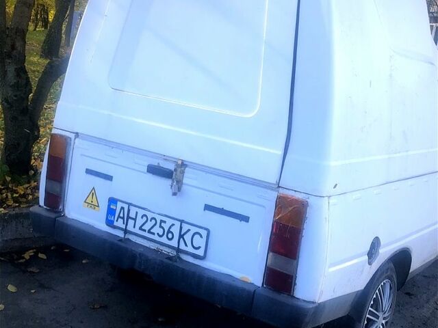 Белый ЗАЗ Таврия-Пикап, объемом двигателя 1.2 л и пробегом 0 тыс. км за 1500 $, фото 1 на Automoto.ua