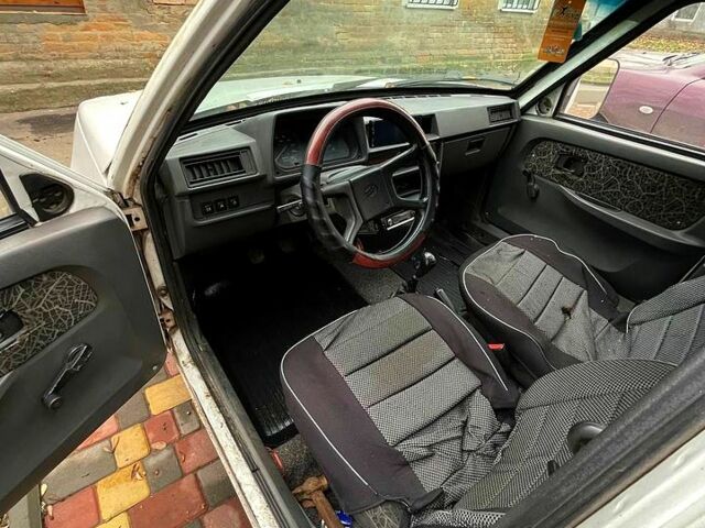 Білий ЗАЗ Таврія-Пікап, об'ємом двигуна 1.3 л та пробігом 250 тис. км за 1100 $, фото 1 на Automoto.ua