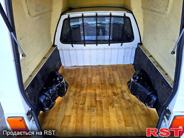 Белый ЗАЗ Таврия-Пикап, объемом двигателя 1.3 л и пробегом 150 тыс. км за 1100 $, фото 11 на Automoto.ua
