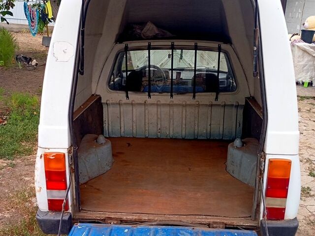 ЗАЗ Таврия-Пикап, объемом двигателя 1.3 л и пробегом 128 тыс. км за 950 $, фото 5 на Automoto.ua