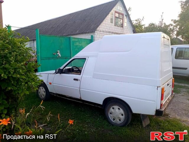 ЗАЗ Таврия-Пикап, объемом двигателя 1.2 л и пробегом 0 тыс. км за 700 $, фото 3 на Automoto.ua