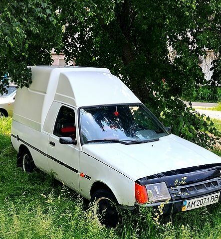 ЗАЗ Таврия-Пикап 2006 в Житомире на Automoto.ua ЗАЗ Таврия-Пикап, объемом двигателя 1.2 л и пробегом 160 тыс. км за 1000 $, фото 1 на Automoto.ua