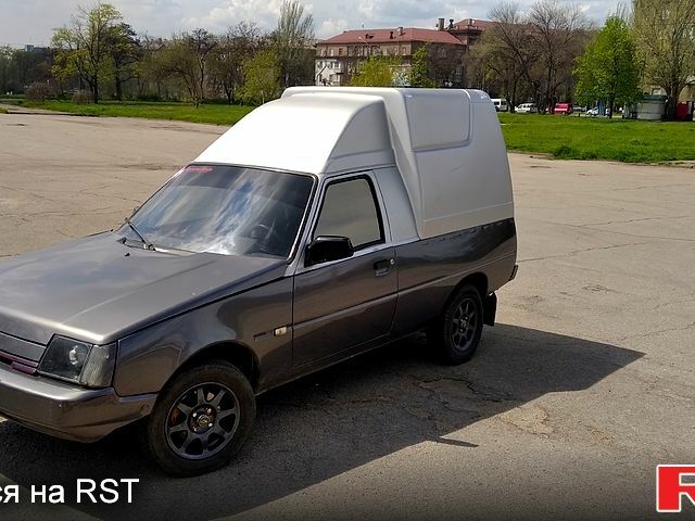 Сірий ЗАЗ Таврія-Пікап, об'ємом двигуна 1.2 л та пробігом 0 тис. км за 1100 $, фото 3 на Automoto.ua