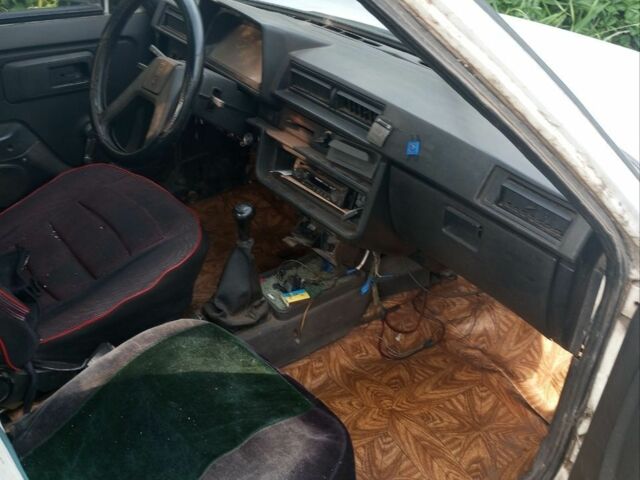 Белый ЗАЗ Таврия, объемом двигателя 7 л и пробегом 1 тыс. км за 402 $, фото 4 на Automoto.ua