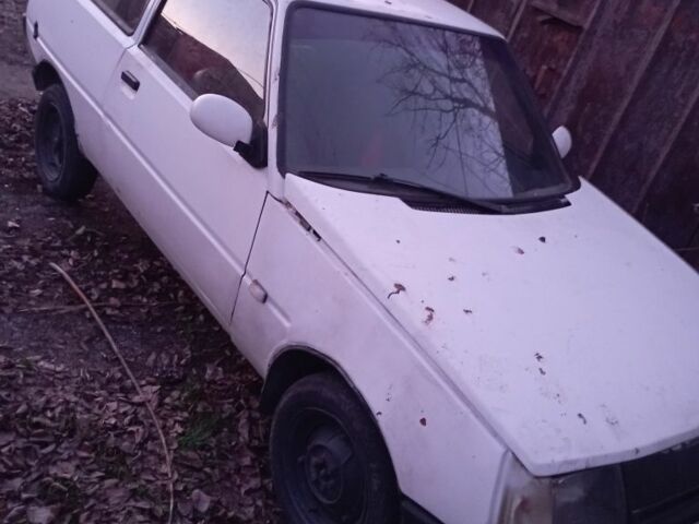 Білий ЗАЗ Таврія, об'ємом двигуна 1.1 л та пробігом 300 тис. км за 367 $, фото 1 на Automoto.ua