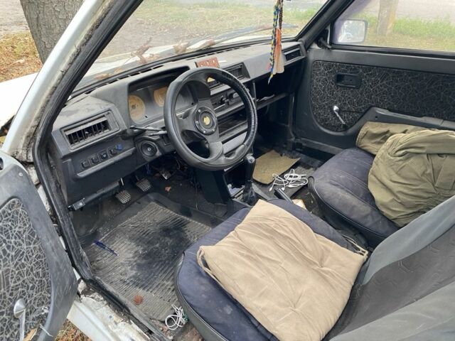 ЗАЗ Таврия 1990 в Запорожье на Automoto.ua Белый ЗАЗ Таврия, объемом двигателя 1.1 л и пробегом 300 тыс. км за 300 $, фото 4 на Automoto.ua
