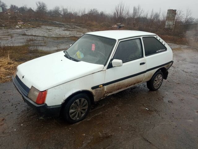 Білий ЗАЗ Таврія, об'ємом двигуна 1.1 л та пробігом 1 тис. км за 238 $, фото 1 на Automoto.ua