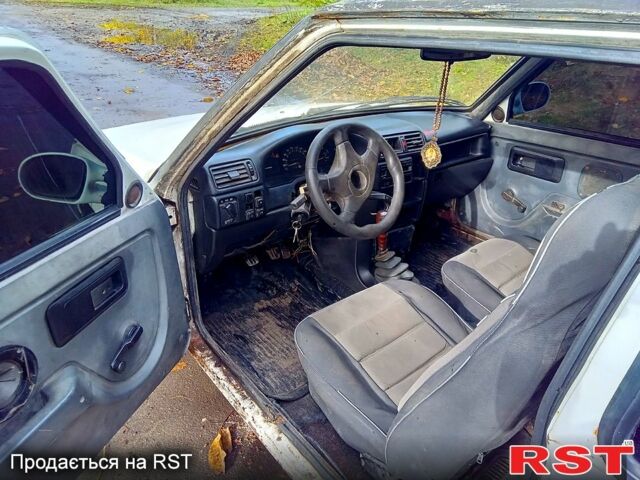 Білий ЗАЗ Таврія, об'ємом двигуна 1.1 л та пробігом 87 тис. км за 350 $, фото 8 на Automoto.ua