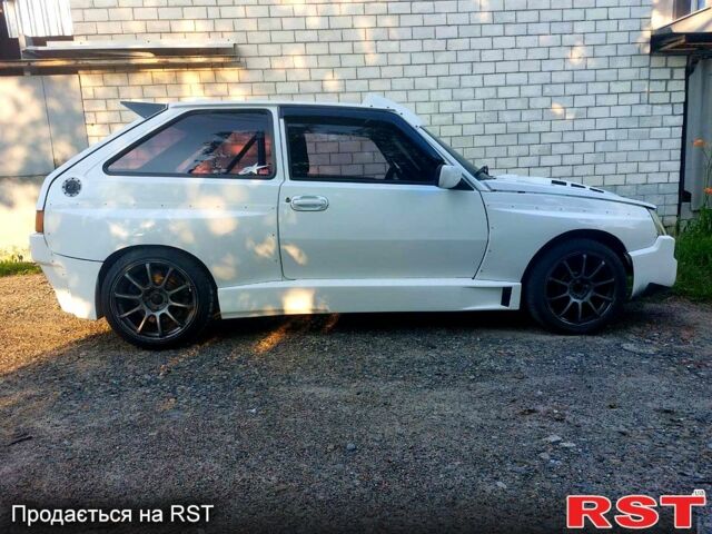 Білий ЗАЗ Таврія, об'ємом двигуна 1.1 л та пробігом 5 тис. км за 3400 $, фото 3 на Automoto.ua