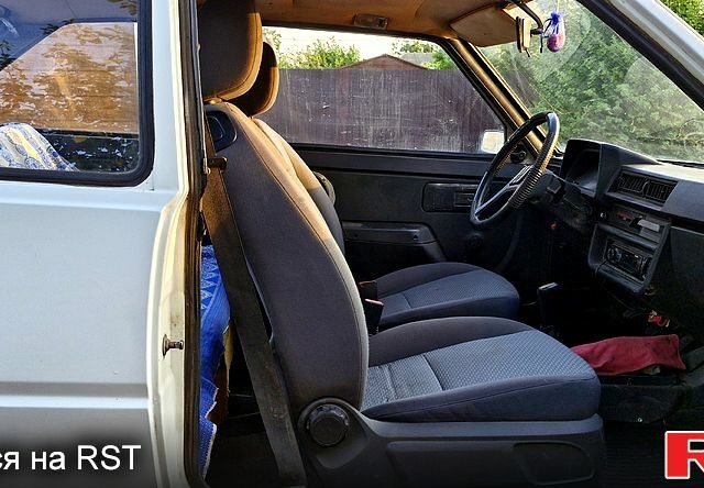 Белый ЗАЗ Таврия, объемом двигателя 1.1 л и пробегом 65 тыс. км за 730 $, фото 10 на Automoto.ua