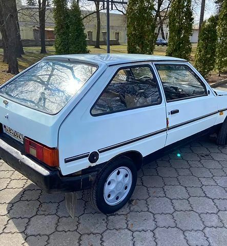 Белый ЗАЗ Таврия, объемом двигателя 1.1 л и пробегом 68 тыс. км за 600 $, фото 7 на Automoto.ua