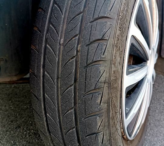 Белый ЗАЗ Таврия, объемом двигателя 1.2 л и пробегом 100 тыс. км за 390 $, фото 2 на Automoto.ua