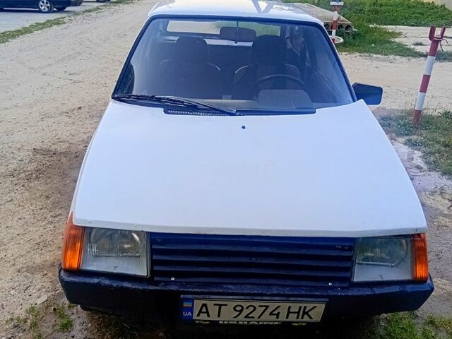 Білий ЗАЗ Таврія, об'ємом двигуна 1.1 л та пробігом 520 тис. км за 700 $, фото 2 на Automoto.ua