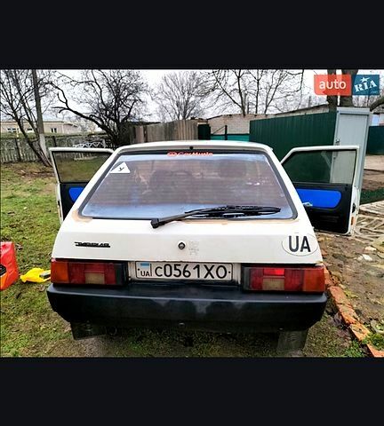 Белый ЗАЗ Таврия, объемом двигателя 1.3 л и пробегом 300 тыс. км за 500 $, фото 1 на Automoto.ua