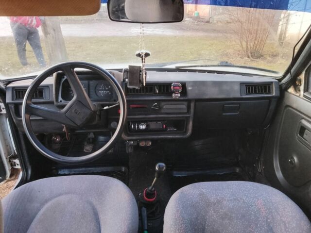 Білий ЗАЗ Таврія, об'ємом двигуна 1.1 л та пробігом 100 тис. км за 475 $, фото 6 на Automoto.ua