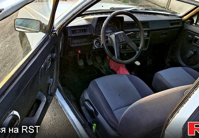 Белый ЗАЗ Таврия, объемом двигателя 1.1 л и пробегом 65 тыс. км за 730 $, фото 7 на Automoto.ua