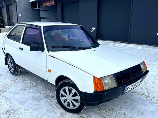 Білий ЗАЗ Таврія, об'ємом двигуна 1.2 л та пробігом 300 тис. км за 650 $, фото 1 на Automoto.ua