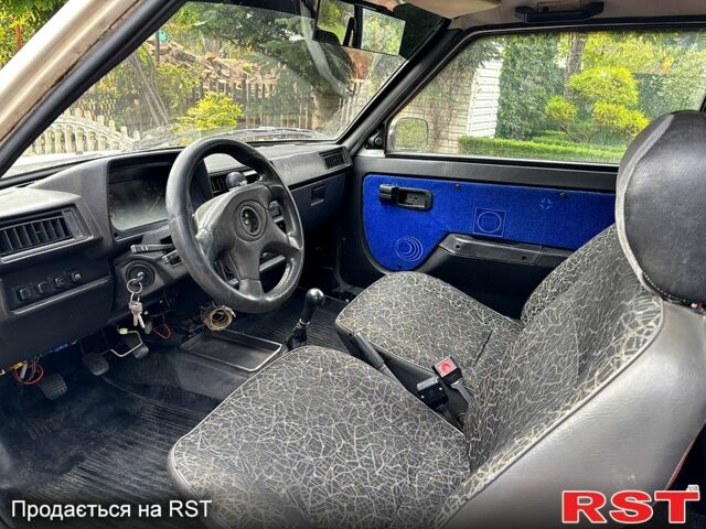 Білий ЗАЗ Таврія, об'ємом двигуна 1.1 л та пробігом 100 тис. км за 530 $, фото 2 на Automoto.ua