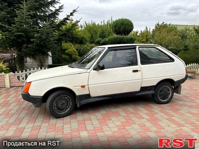 Білий ЗАЗ Таврія, об'ємом двигуна 1.1 л та пробігом 100 тис. км за 530 $, фото 1 на Automoto.ua