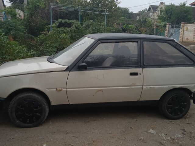 Білий ЗАЗ Таврія, об'ємом двигуна 1 л та пробігом 300 тис. км за 437 $, фото 4 на Automoto.ua