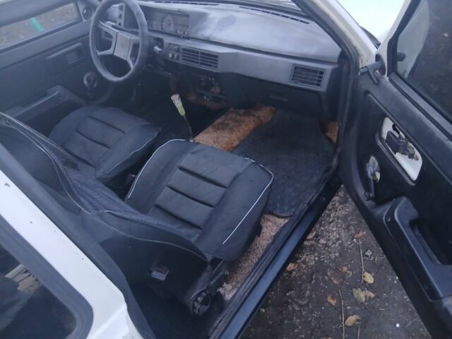 Белый ЗАЗ Таврия, объемом двигателя 0 л и пробегом 80 тыс. км за 505 $, фото 7 на Automoto.ua