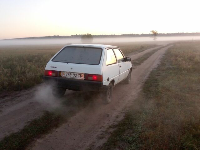 Белый ЗАЗ Таврия, объемом двигателя 1.1 л и пробегом 90 тыс. км за 331 $, фото 3 на Automoto.ua