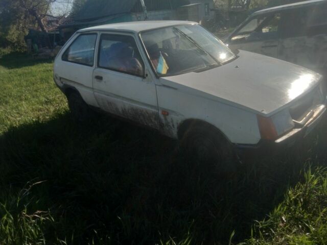 Білий ЗАЗ Таврія, об'ємом двигуна 1.1 л та пробігом 3 тис. км за 450 $, фото 3 на Automoto.ua