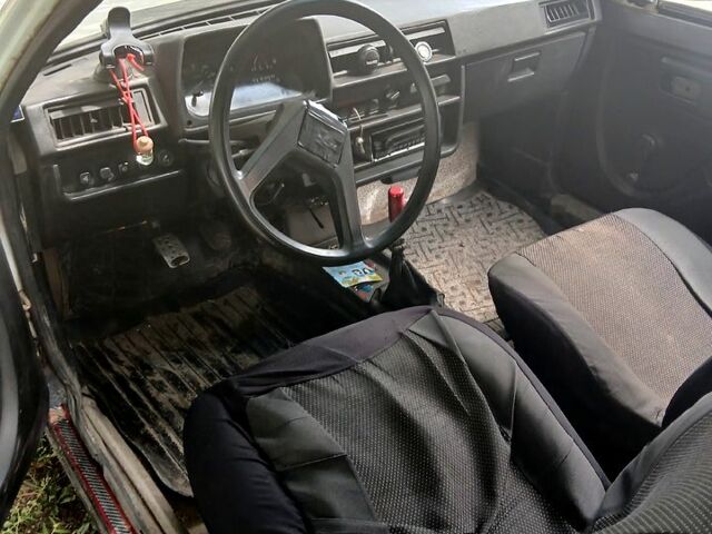 Белый ЗАЗ Таврия, объемом двигателя 1.1 л и пробегом 274 тыс. км за 400 $, фото 4 на Automoto.ua