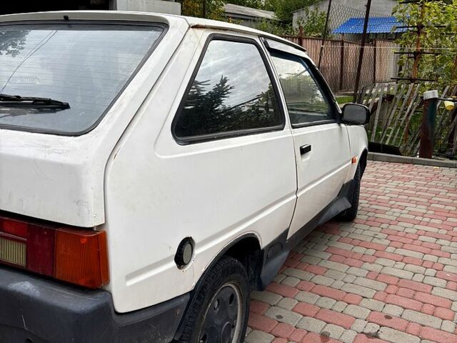 Білий ЗАЗ Таврія, об'ємом двигуна 1.1 л та пробігом 100 тис. км за 530 $, фото 3 на Automoto.ua