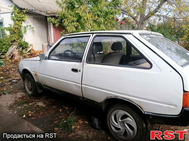 Белый ЗАЗ Таврия, объемом двигателя 1.1 л и пробегом 12 тыс. км за 300 $, фото 3 на Automoto.ua