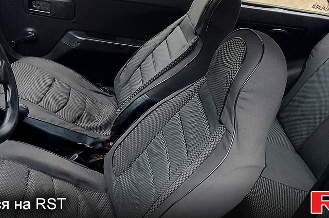 Білий ЗАЗ Таврія, об'ємом двигуна 1.1 л та пробігом 200 тис. км за 350 $, фото 5 на Automoto.ua