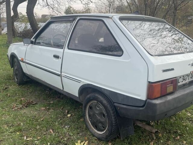 Белый ЗАЗ Таврия, объемом двигателя 1.2 л и пробегом 100 тыс. км за 480 $, фото 2 на Automoto.ua